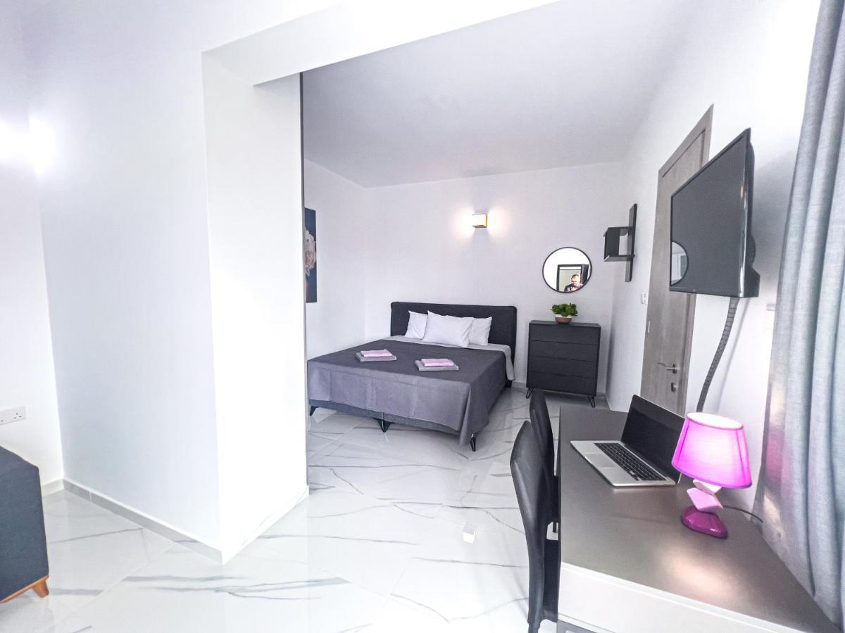 Giorgis Luxury Apartments Ayia Napa Exterior photo